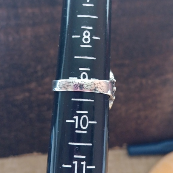 Silver Onyx Ring - Picture 7 of 10